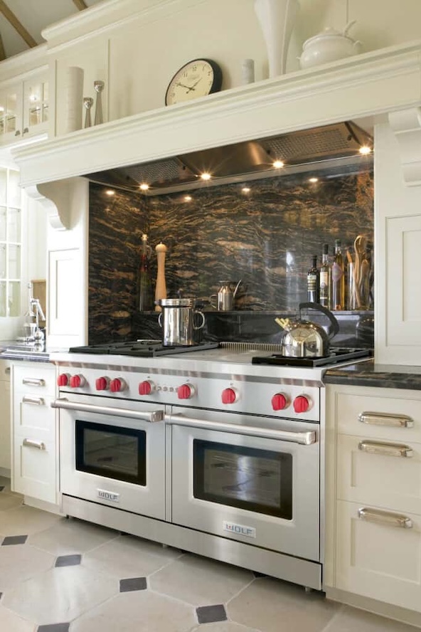 Oven and range repair service in Tampa